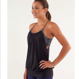 Lululemon No Limits Yoga Top, size 4